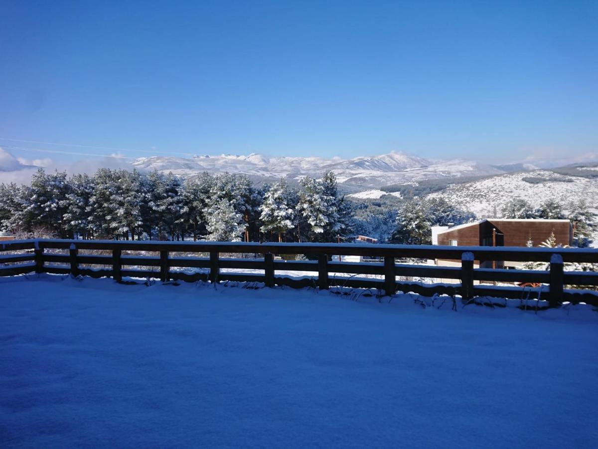 Cara Norte De Gredos Hoyos del Espino Exterior foto